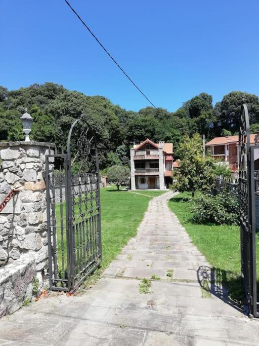Casa Con Amplio Jardin En Pechon别墅 外观 照片